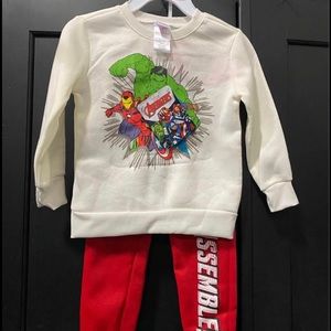 MARVEL AVENGERS BOYS FLEECE TOP AND BOTTOM SET NEW WITH TAG SIZE : 4-5-6-7